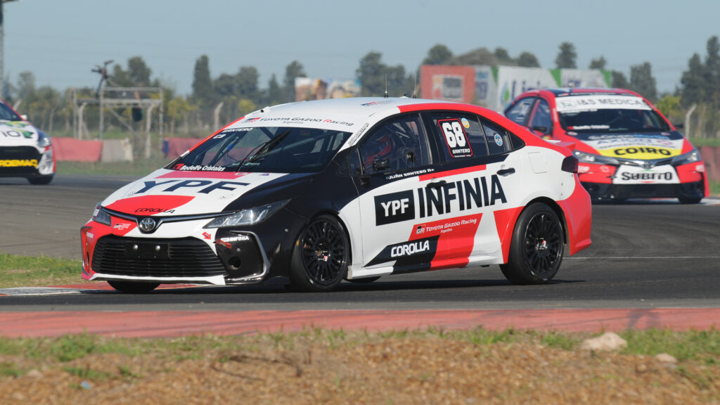 Julián Santero dominando en San Nicolás